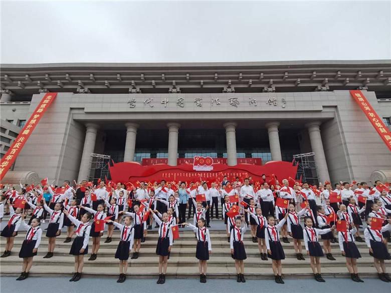 迈克尔杰克逊的招牌动作，你一定没看过游戏画面